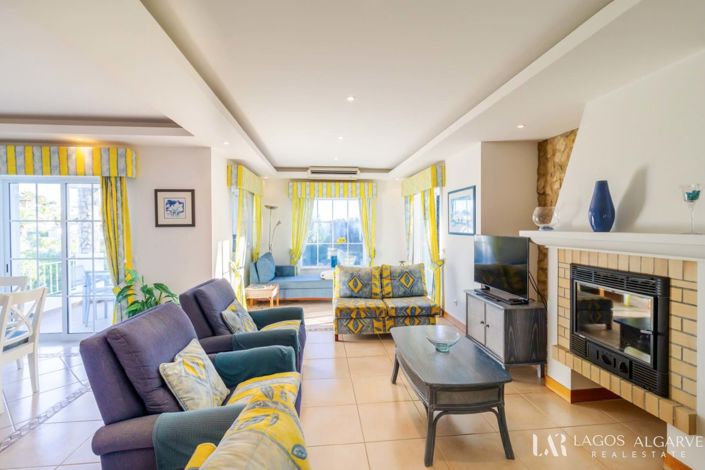 Image No.6-3 Bed Villa for sale