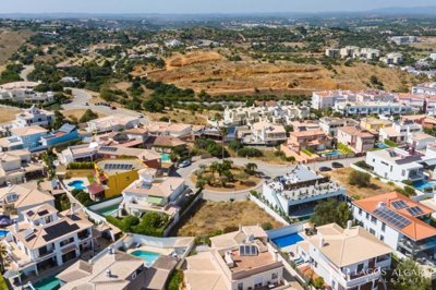 4507-698566-f3f118e7c37f7f368f07435f1da9c3e2a