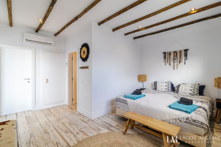 Image No.19-4 Bed Villa for sale