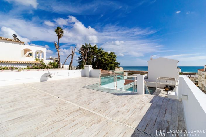 Image No.3-4 Bed Villa for sale