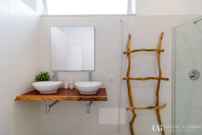 Image No.17-4 Bed Villa for sale