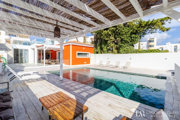 Image No.25-4 Bed Villa for sale