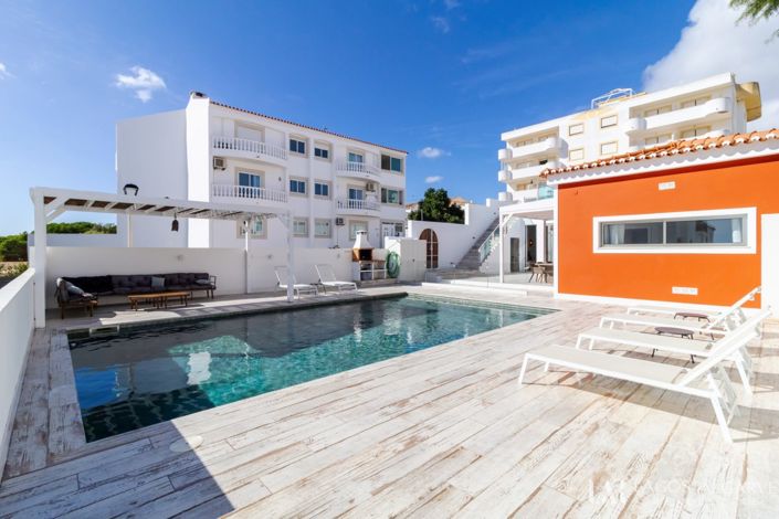 Image No.32-4 Bed Villa for sale