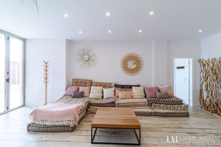 Image No.6-4 Bed Villa for sale