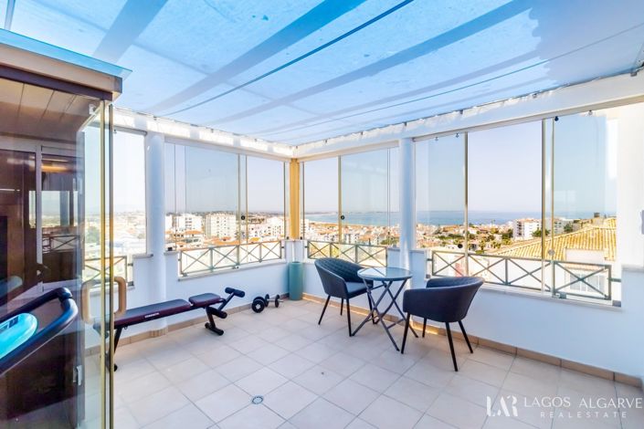 Image No.22-4 Bed Apartment for sale