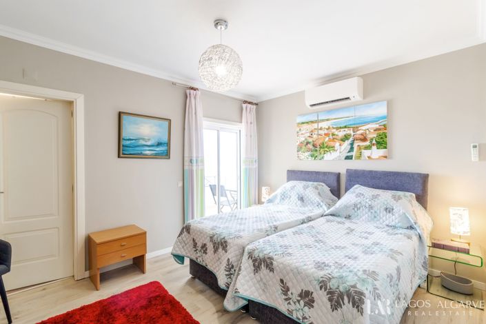 Image No.29-4 Bed Apartment for sale