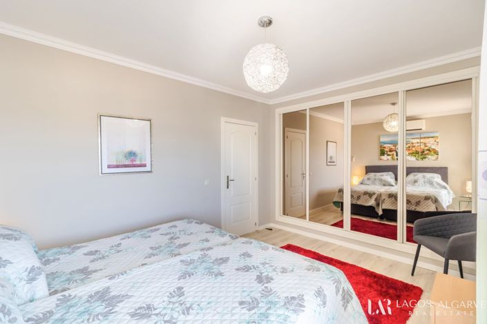 Image No.30-4 Bed Apartment for sale