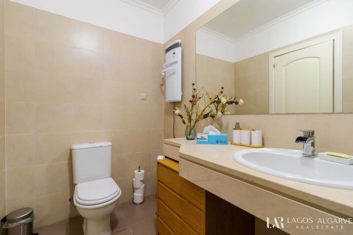 Image No.34-4 Bed Apartment for sale