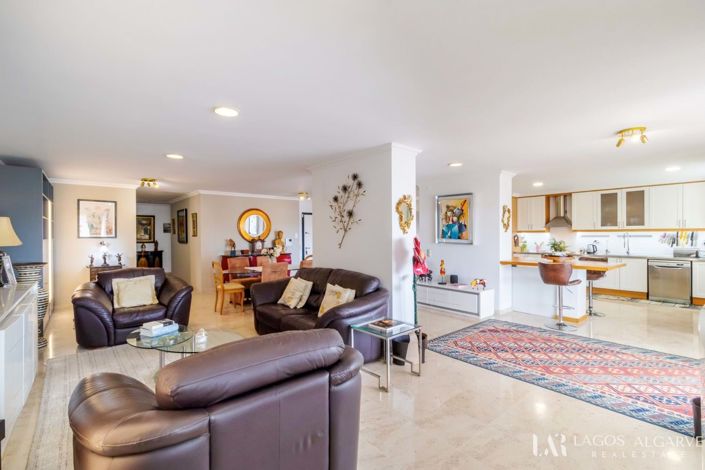 Image No.5-4 Bed Apartment for sale