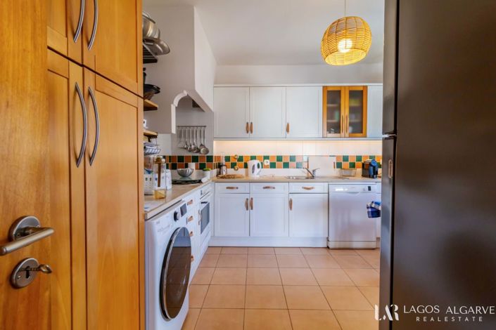 Image No.6-Appartement de 3 chambres à vendre à Lagos