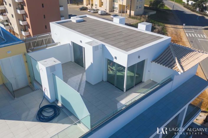 Image No.27-4 Bed Apartment for sale