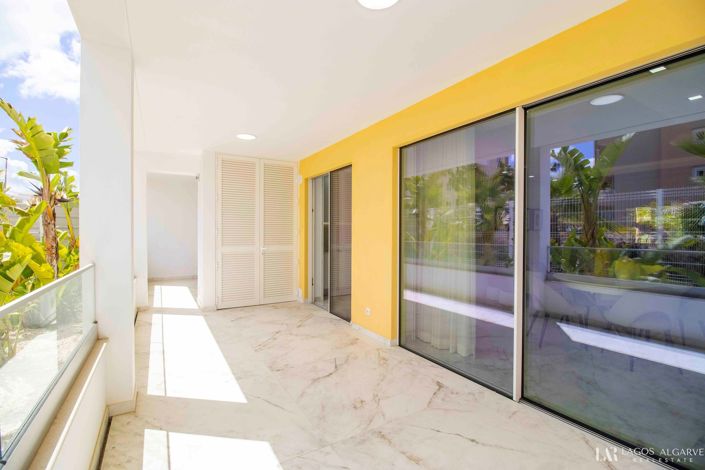 Image No.8-4 Bed Apartment for sale