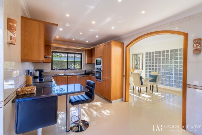 Image No.11-Villa de 2 chambres à vendre à Vila do Bispo