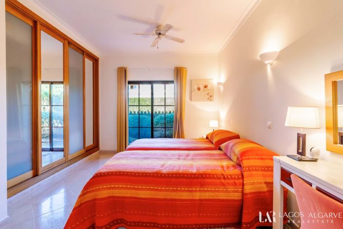 Image No.31-Villa de 2 chambres à vendre à Vila do Bispo