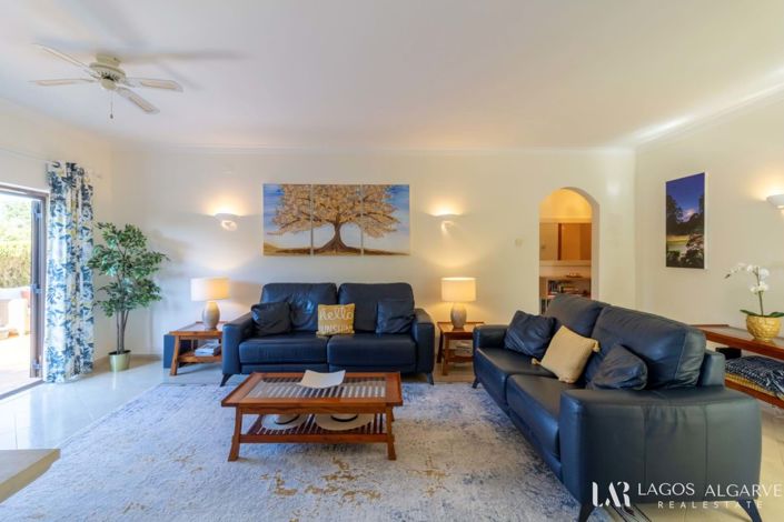 Image No.8-Villa de 2 chambres à vendre à Vila do Bispo