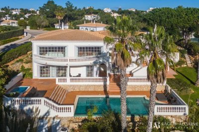 5 Bed Villa for sale