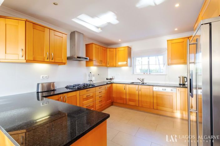 Image No.15-5 Bed Villa for sale