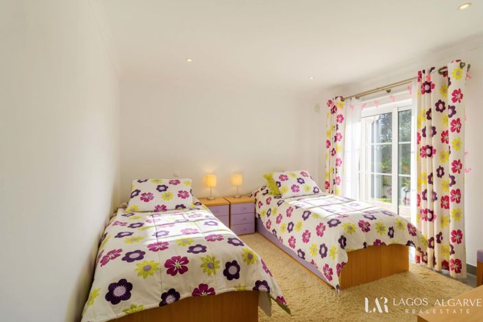 Image No.39-5 Bed Villa for sale