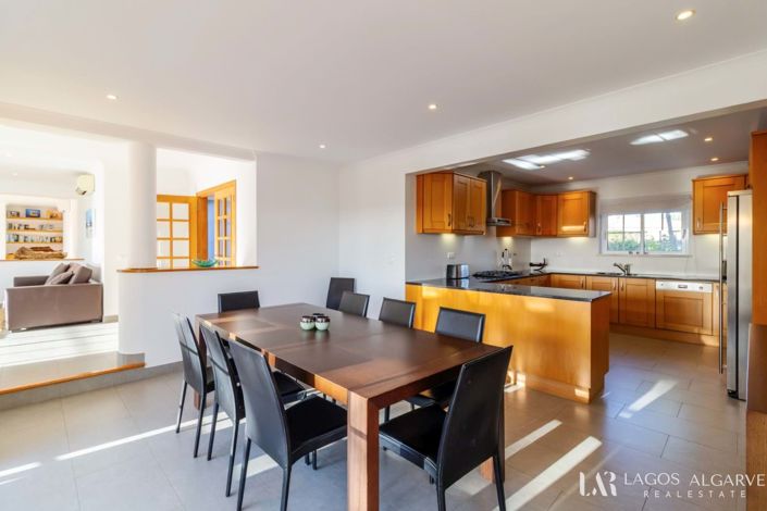 Image No.5-5 Bed Villa for sale