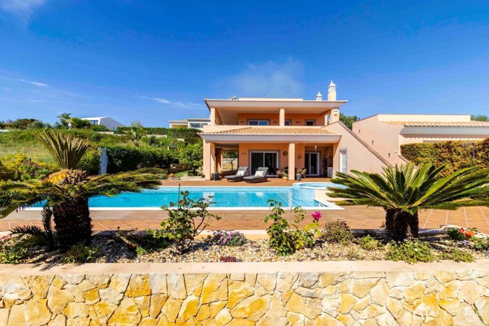 Image No.3-4 Bed Villa for sale