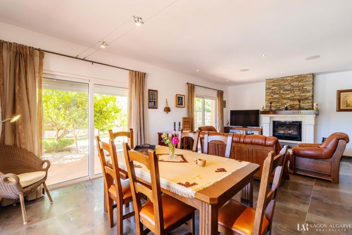 Image No.9-4 Bed Villa for sale