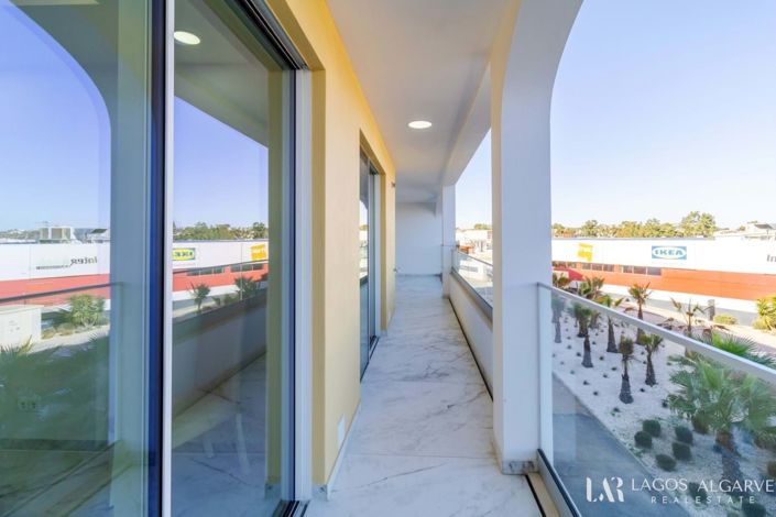 Image No.17-2 Bed Apartment for sale