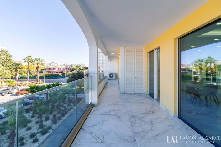 Image No.18-2 Bed Apartment for sale