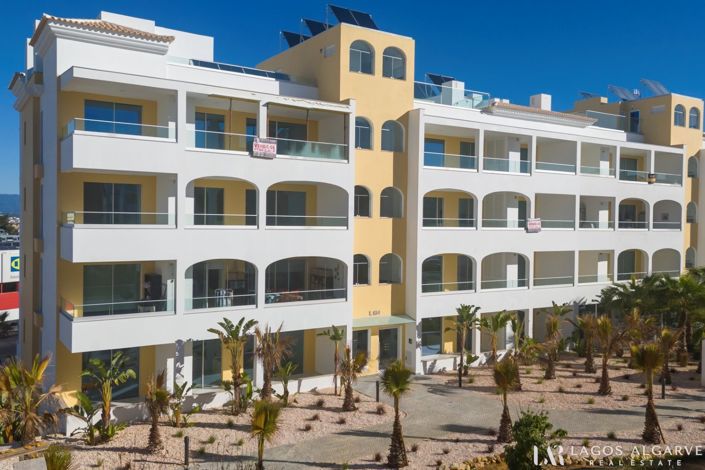 Image No.22-3 Bed Apartment for sale