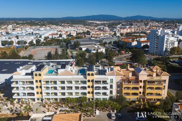 Image No.23-3 Bed Apartment for sale