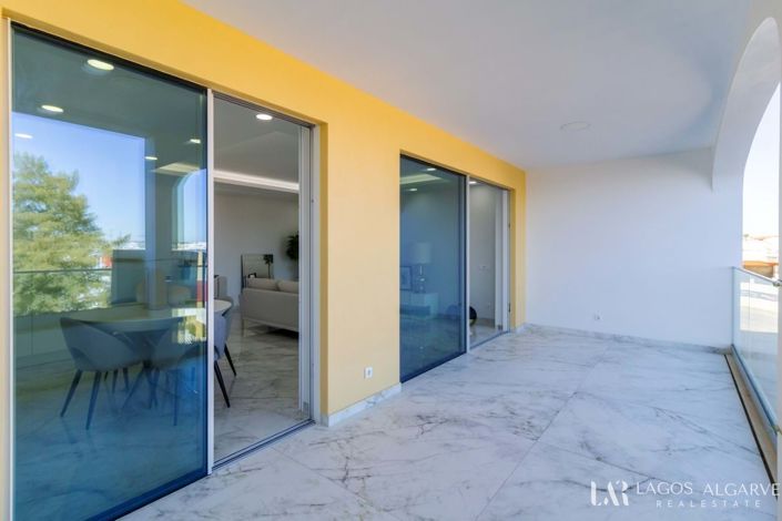 Image No.9-3 Bed Apartment for sale