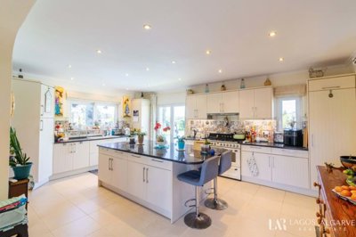 4507-747440-f3f118e7c37f7f368f07435f1da9c3e2a