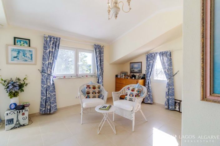 Image No.25-6 Bed Villa for sale