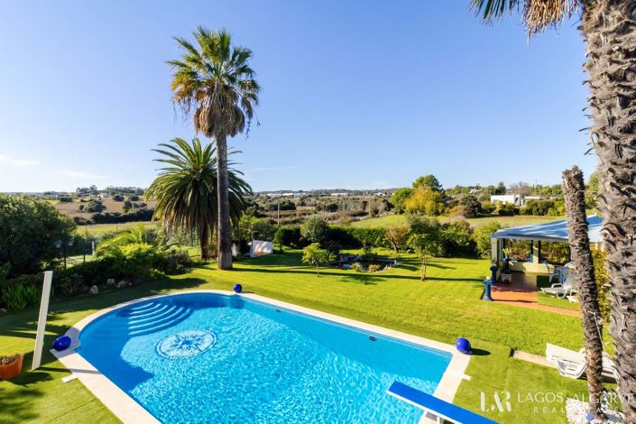 Image No.31-6 Bed Villa for sale