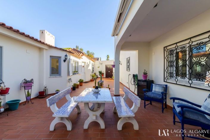 Image No.33-6 Bed Villa for sale