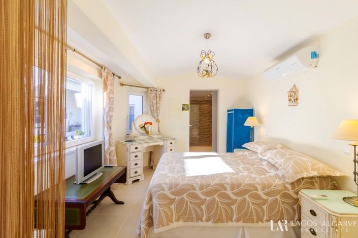 Image No.36-6 Bed Villa for sale