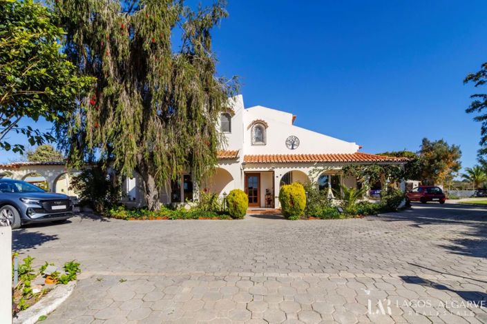 Image No.6-6 Bed Villa for sale