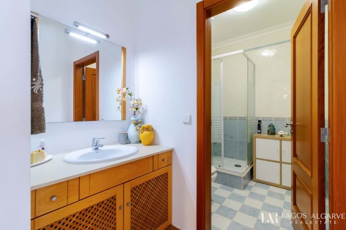 Image No.10-3 Bed Townhouse for sale