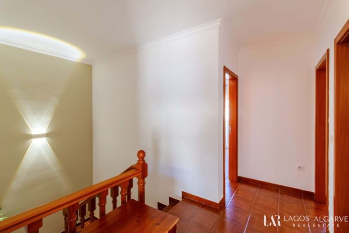 Image No.13-3 Bed Townhouse for sale