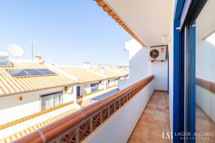 Image No.29-3 Bed Townhouse for sale