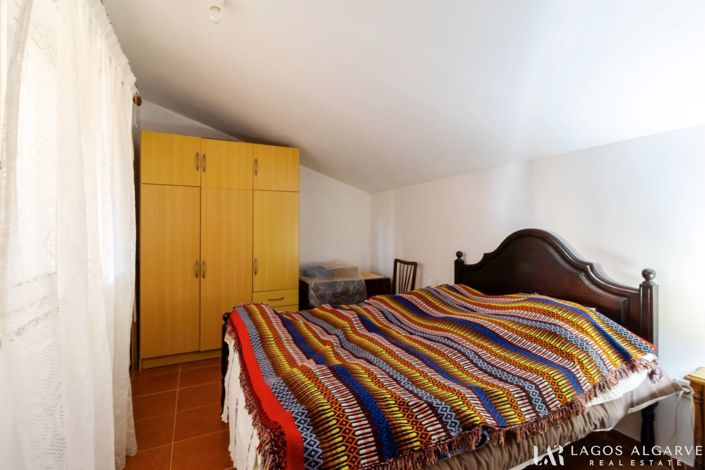 Image No.21-4 Bed Townhouse for sale