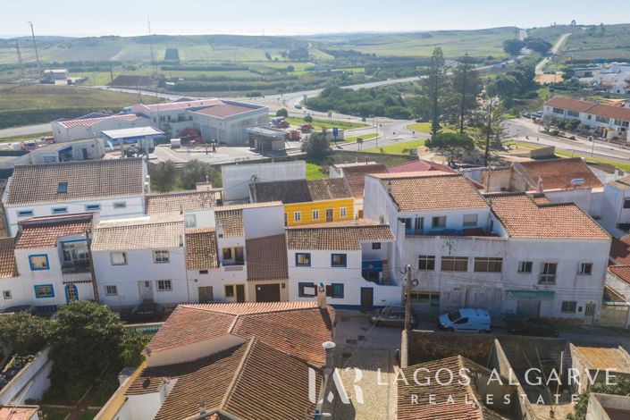 Image No.24-4 Bed Townhouse for sale