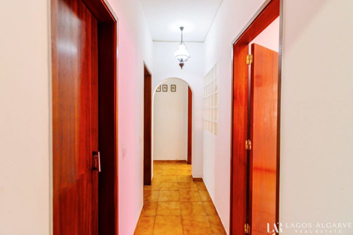 Image No.8-4 Bed Townhouse for sale