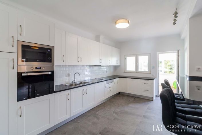 Image No.16-Villa de 4 chambres à vendre à Lagos