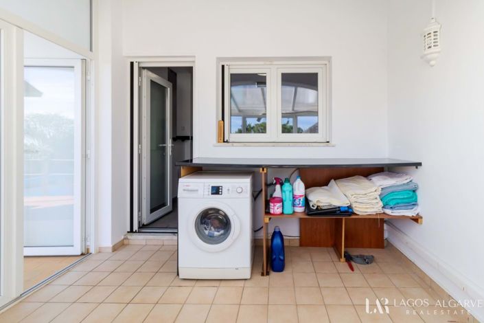 Image No.19-Villa de 4 chambres à vendre à Lagos