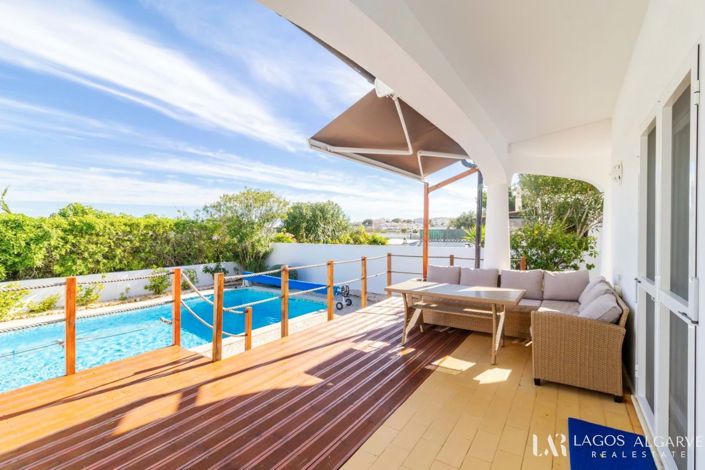 Image No.20-Villa de 4 chambres à vendre à Lagos