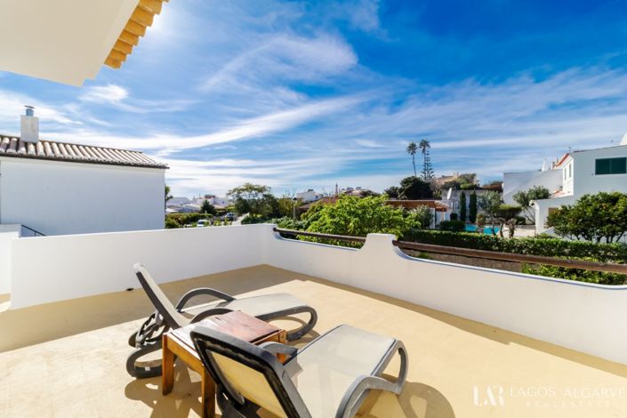 Image No.22-Villa de 4 chambres à vendre à Lagos