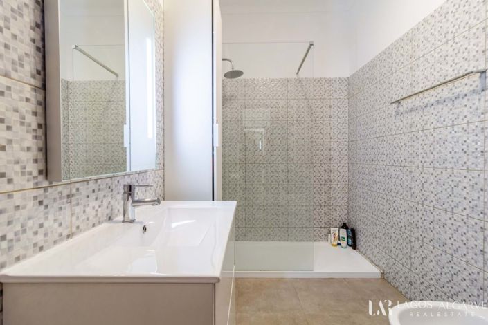 Image No.25-Villa de 4 chambres à vendre à Lagos