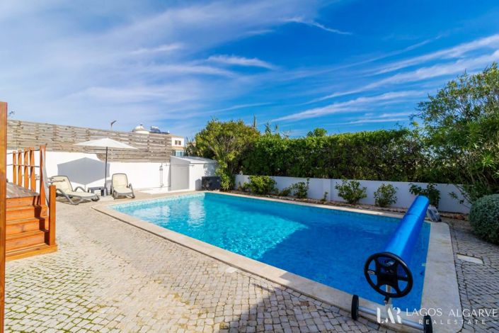 Image No.3-Villa de 4 chambres à vendre à Lagos