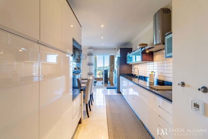 Image No.19-2 Bed Apartment for sale