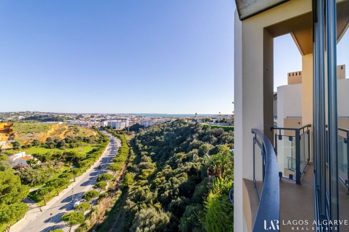 Image No.22-2 Bed Apartment for sale